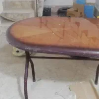 میز غذا خوری کاملا سالم