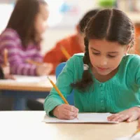 تا شروع مدارس دست خط کودکتو زیباتر و خواناتر کن