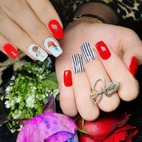 آموزش ناخن و مژه