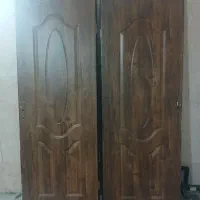 یک لنگه درب سرویس به ابعاد ۷۲/۵ در۲۰/۲سالم
