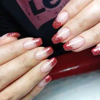 ترمیم و کاشت ناخن به نرخ دولتی