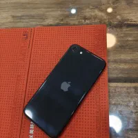 ایفون SE 2020 LLA