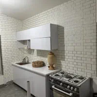 دنیای برچسب و طلق/شاهین / ششم بهمن