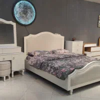 مدل روشا|تخت و سرویس خواب|شاهینشهر, خانه کارگر|دیوار