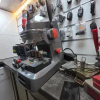 کلید سازی سیار ۲۴ ساعته شبانه روز ی سه سوت