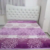 ست تخت و میز آرایش به همراه تشک