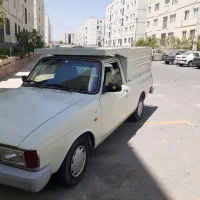 یک دستگاه پیکان وانت مدل ۹۳