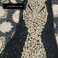 چند دست لباس مجلسی هر کدوم فقط یک بار پوشیده شده