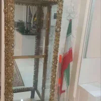 ویترین زیبا و تمیز برای دکوراسیون منزل
