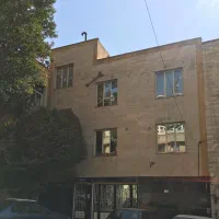 دو طبقه سه واحد ۲۰۰ متر زمین شهرک مخابرات