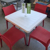 میز و صندلی پلاستیکی رستوران|کافیشاپ و رستوران|مشهد, ویلاشهر|دیوار