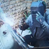 جوشکاری وتعمیرآبگرمکن زمینی و دیواری جوشکاری منبع