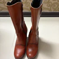 بوت چرم قهوه ای