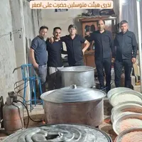 انجام امور آشپزی برای مراسم عروسی ختم و غیره