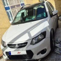 کوییک R مدل 1402 در حد صفر