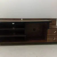 میز زیر تلویزیون (چمران)|میز تلویزیون|چمران, |دیوار