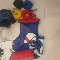 لباس مبارزه تکواندو همراه کلاه و ساق بند وکمربند|لباس|اصفهان, رزمندگان|دیوار