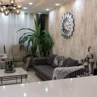 گلدان گل برگ ذرتی