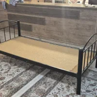 تخت تک نفره فلزی|تخت و سرویس خواب|کرمانشاه, |دیوار