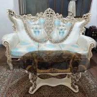 مبلمان سلطنتی 7نفره در حد نو همراه میزوعسلی