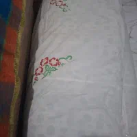 دوعددلحاف کارکرده .دوعدد پتو. تشک دونفره پنبه.|رختخواب، بالش، پتو|گرمسار, |دیوار