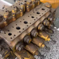 لوازم موتوری کوماتسو|ماشین‌آلات صنعتی|بیرجند, |دیوار