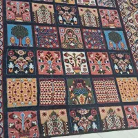 فرش اشپزخانه با دوتا پادری