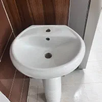 روشویی در حد نو سالم و تمیز