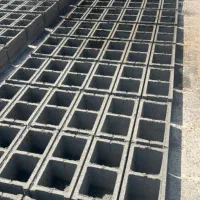 بلوک سیمانی همراه مصالح