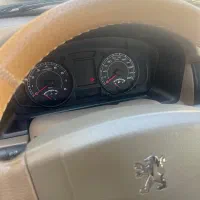 پژو ۴۰۵ درحدصفر|خودرو سواری و وانت|شیراز, ملاصدرا|دیوار
