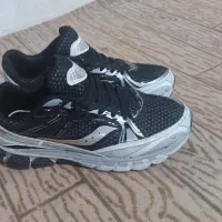 کتانی ساکونی بسیار شیک سایز۴۱.۴۲