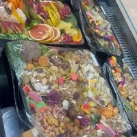 استخدام همکار در فر‌وشگاه