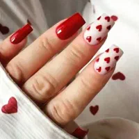 تخفیف کاشت ناخن و مژه