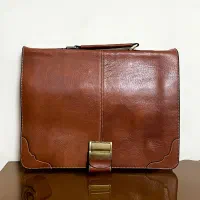 کیف چرم|کیف، کفش، کمربند|پرند, فاز ۶|دیوار