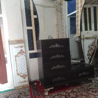 میز آرایش با دکور شیشه ای