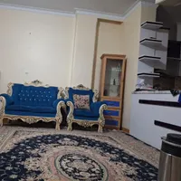 نیازمنده هم خونه موجه هستم