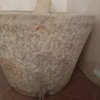 هاونگ سنگی بسیارقدیمی|کلکسیون اشیاء عتیقه|قم, بکایی|دیوار