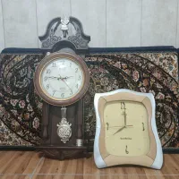 دو عدد ساعت دیواری