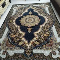 فرش کلاسیک دستباف گونه۸رنگ زمینه سورمه ای