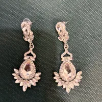 گوشواره کریستال سوارسکی رنگ ثابت|بدلیجات|مشهد, الهیه|دیوار