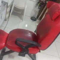 صندلی اصلاح .میز ناخن درحد نو .فایل لاکی4کشو