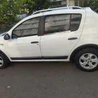 رنو ساندرو دنده‌ای، مدل ۱۳۹۶|خودرو سواری و وانت|بندر انزلی, استادیوم|دیوار