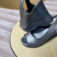 حراج کلی کفش دخترونه تمام چرم نو سایز۳۸