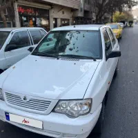 پرلید132یک لکه رنگ