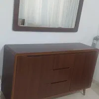 کنسول همراه آینه