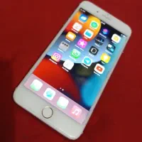 آیفون ۷ پلاس رز گلد مشابه نو پلمپ خیلی تمیز