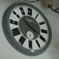 ساعت دیواری بزرگ و شیک