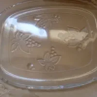 سینی و تعدای ظروف