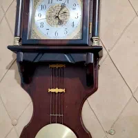 ساعت دیواری سالم باطری خور چوبی
