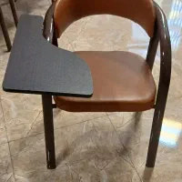 صندلی دسته‌دار